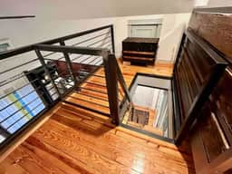 Chic Home w/Loft, EV Charger close to Pullman Yrds - Image 5