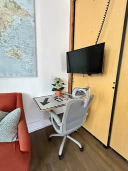 Chic Nooks at DeKalb Ave Unit C - Image 4