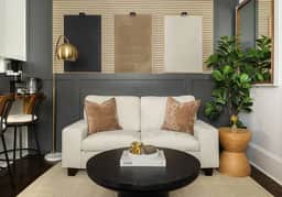Chic Studio, Workspace, Wifi, Close to Pullman Yds - Image 2