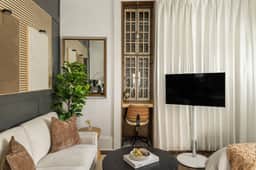 Chic Studio, Workspace, Wifi, Close to Pullman Yds - Image 4