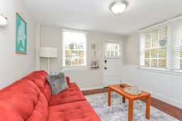 Cute, Cozy 1 Bedroom, Minutes from Grant Park - Image 4