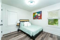 Newly Renovated East Lake Home, Wifi, Workspace - Image 3