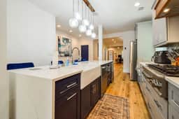 Posh Home: Marvelous Kitchens, Beautiful Bathrooms - Image 2