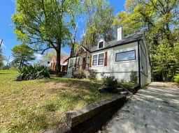 Stylish Abode, Office, Private Yard, Pet Friendly! - Image 2
