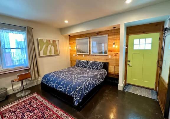 Chic Nooks at DeKalb Ave Unit E - Image 2