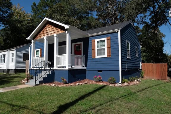 Bungalow with Private Yard, 5 Miles from Downtown! - Image 1