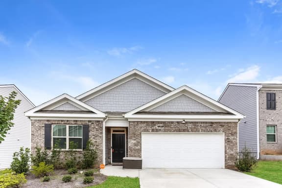 Spacious Home: Minutes from ATL Airport with Wifi - Image 1