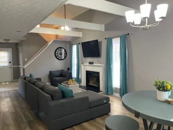 Stone Mountain Home, SmartTV All Rooms, Pool Table - Image 1